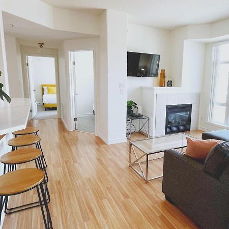 Апартаменты Downtown Waterfront Kelowna Oasis Newly Renovated 2Bed 2Bath Экстерьер фото