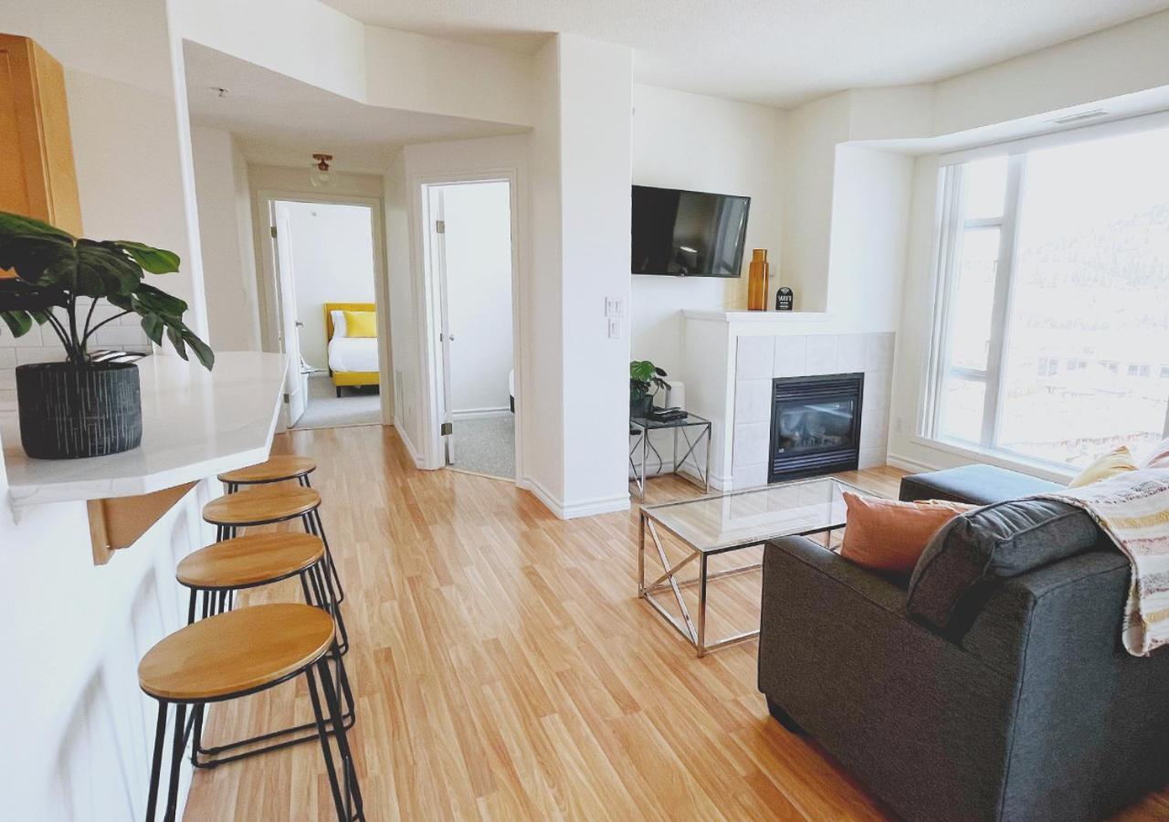 Апартаменты Downtown Waterfront Kelowna Oasis Newly Renovated 2Bed 2Bath Экстерьер фото