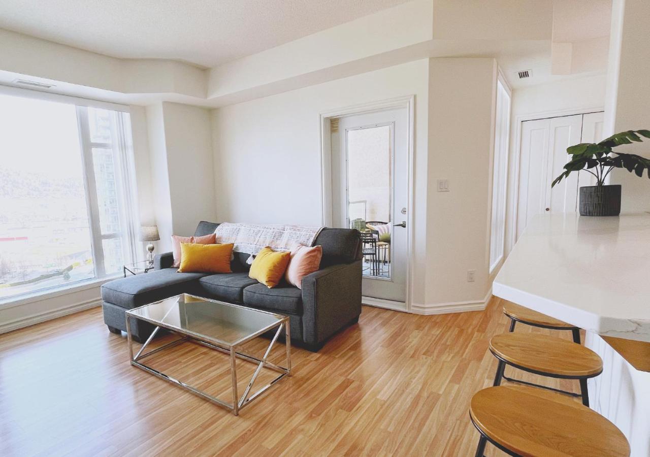 Апартаменты Downtown Waterfront Kelowna Oasis Newly Renovated 2Bed 2Bath Экстерьер фото