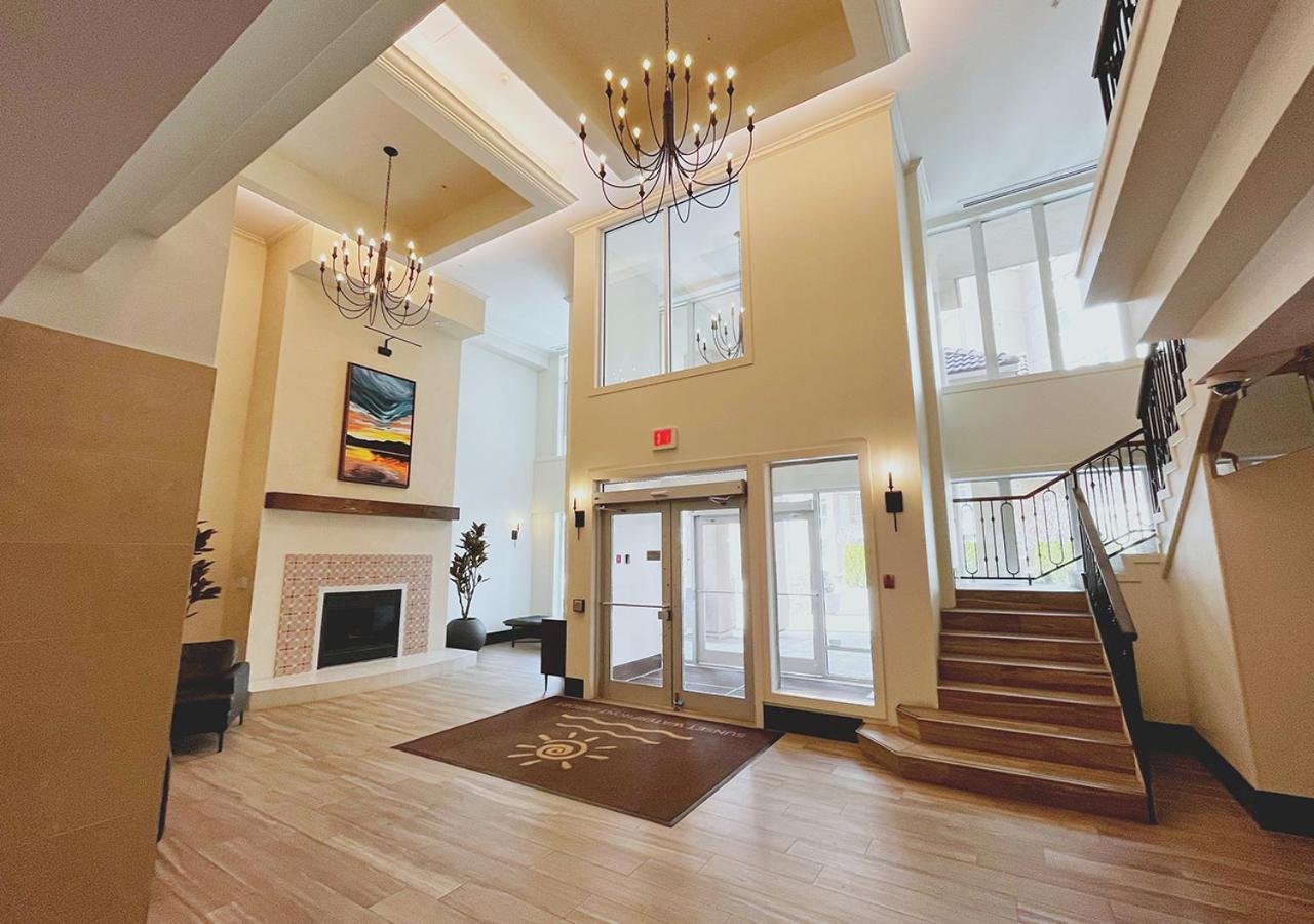 Апартаменты Downtown Waterfront Kelowna Oasis Newly Renovated 2Bed 2Bath Экстерьер фото