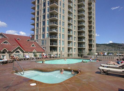 Апартаменты Downtown Waterfront Kelowna Oasis Newly Renovated 2Bed 2Bath Экстерьер фото
